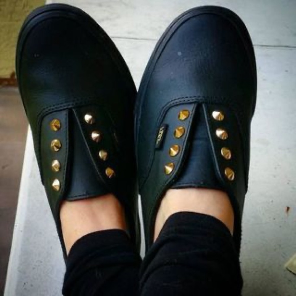 Vans authentic gore shoes